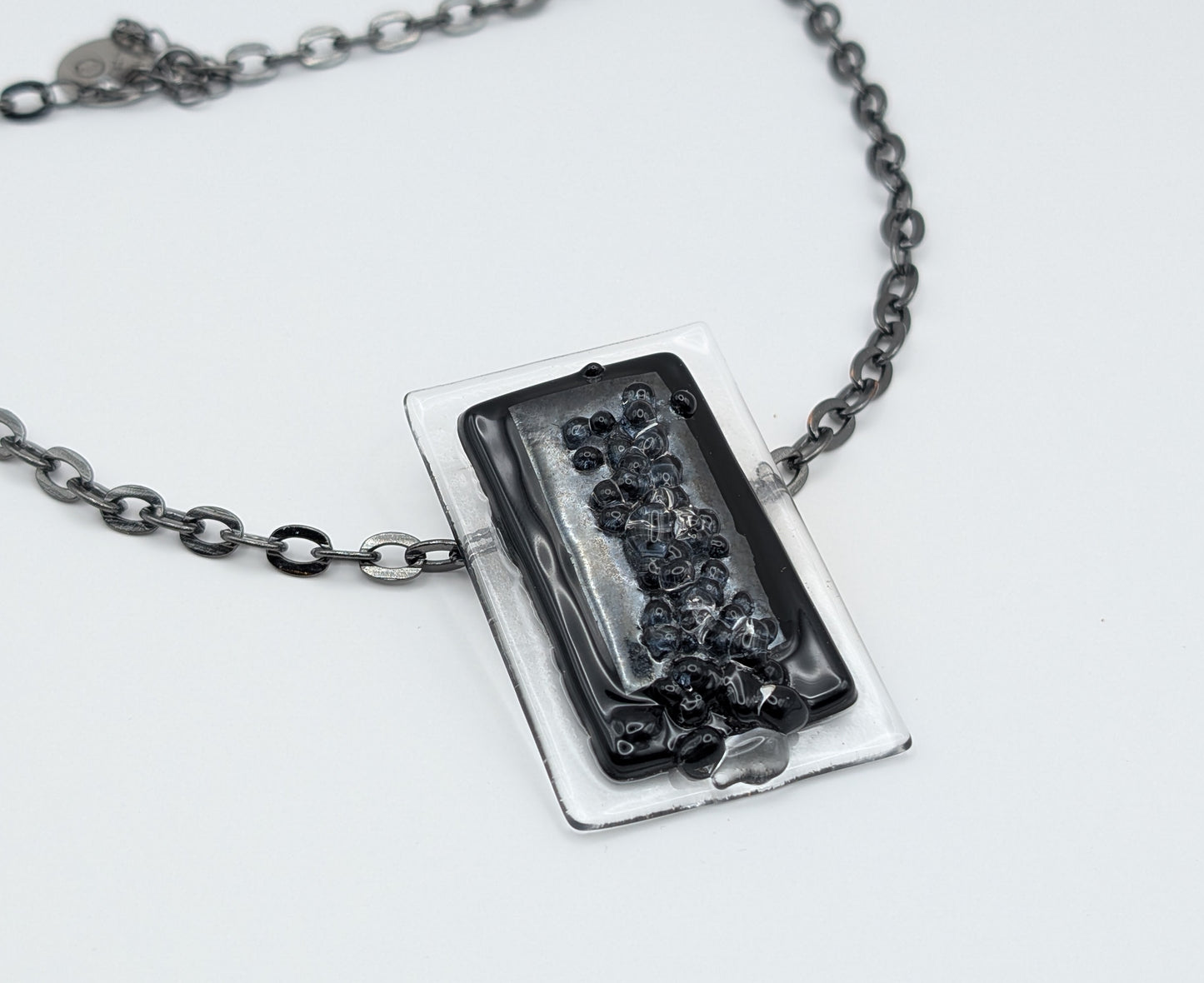 BLACK, SLATE, CLEAR CAVIAR CHUNKY NECKLACE